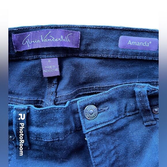 Gloria Vanderbilt Jeans, 8 short. - Picture 3 of 4